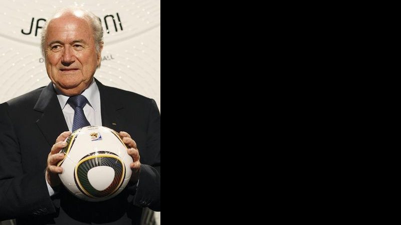 Blatter é reeleito presidente da Fifa