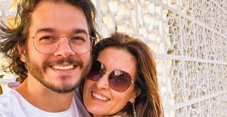 Túlio Gadêlha posa Fátima Bernardes e se declara Linda é ela