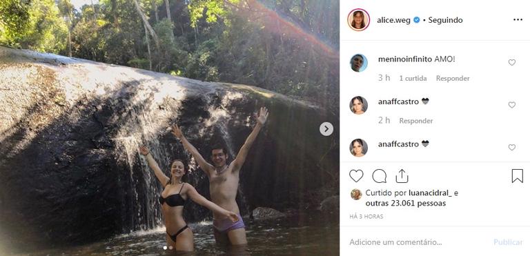 Alice Wegmann começa a semana curtindo cachoeira