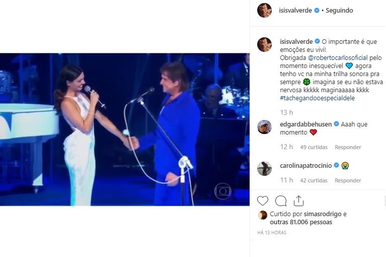 Isis Valverde e Roberto Carlos cantando juntos