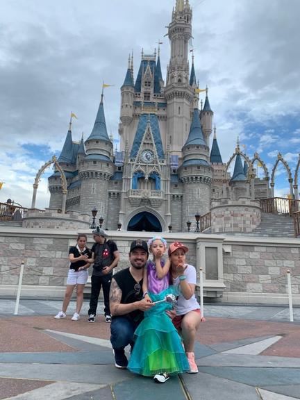 Maiara e Fernando Zor em Orlando