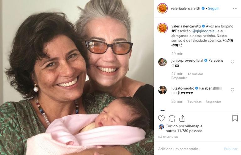 Valeria Alencar e Claudia Werneck babam na netinha