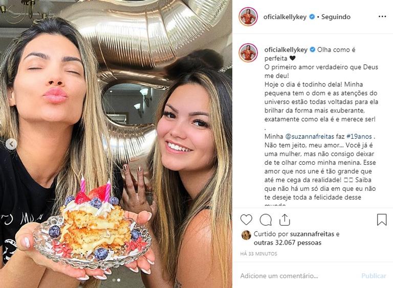 Kelly Key posa ao lado de Suzanna Freitas em seu aniversário