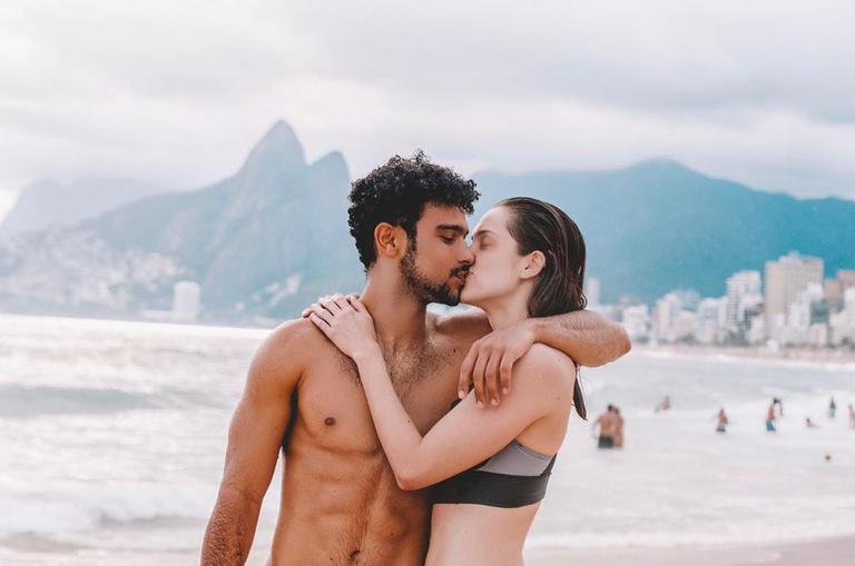 Sérgio Malheiros e Sophia Abraão em Ipanema