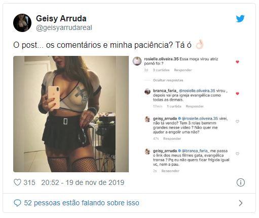 Geisy Arruda rebate críticas de internautas com foto picante