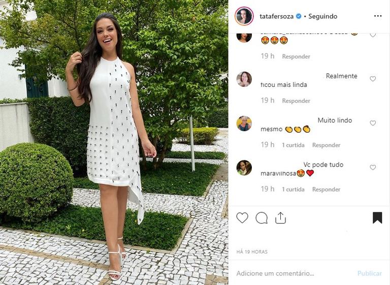 Thais Fersoza de vestido branco