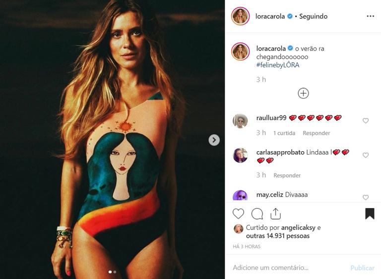 Carolina Dieckmann posa com maiô igual ao de Angélica e fãs elogiam