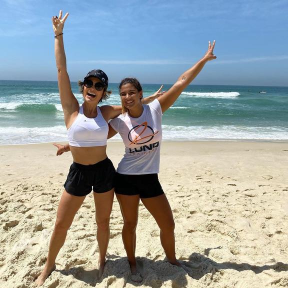 Flavia Alessandra posta foto com Giulia após corrida