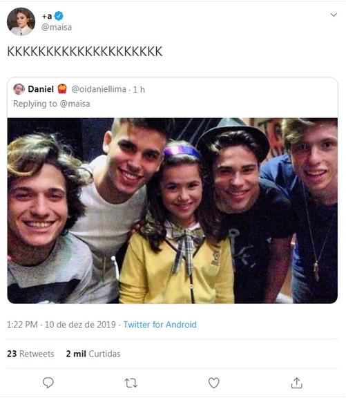 Maisa relembra foto antiga com ao lado da banda P9