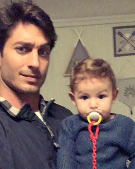 Isis Valverde desabafa sobre saudade do marido e do filho