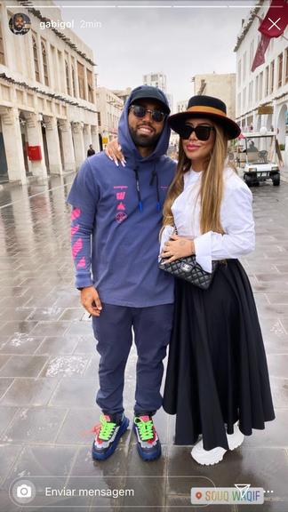 Após vitória do Flamengo, Gabigol curte dia de folga com Rafaella Santos