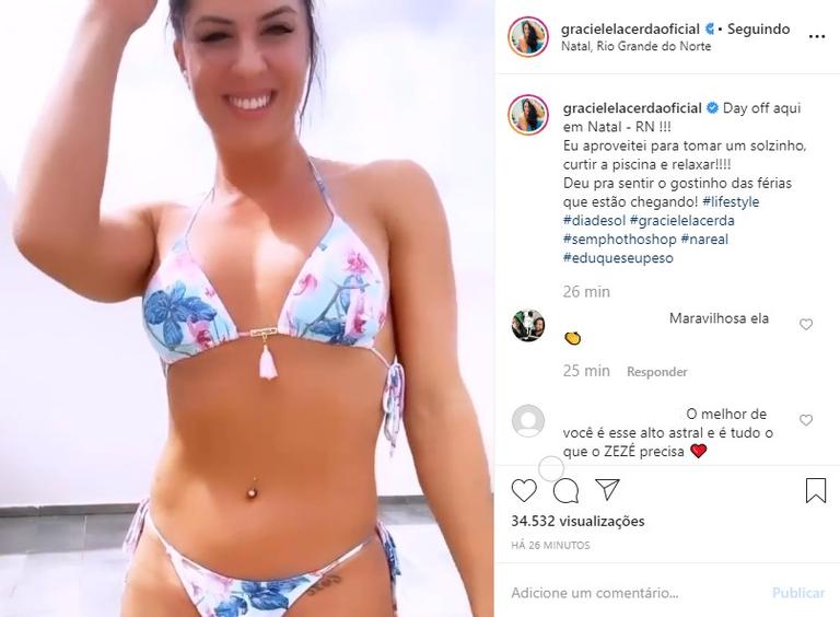 Graciele Lacerda de biquíni