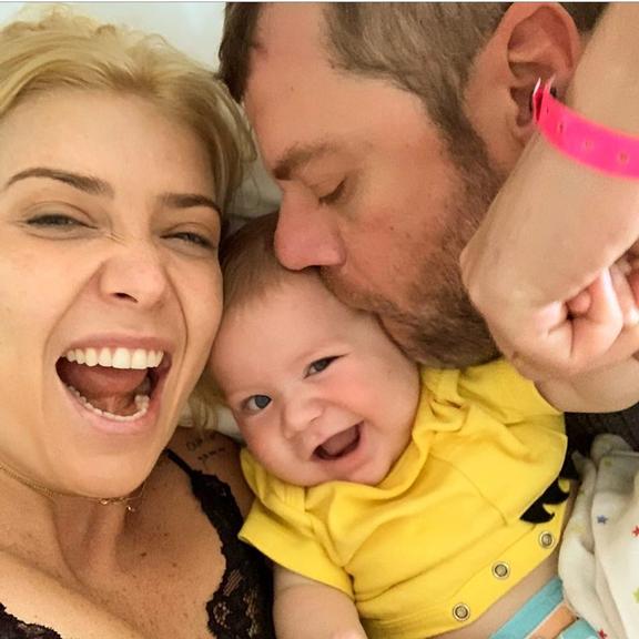 Filho de Luiza Possi completa 6 meses e cantora comemora