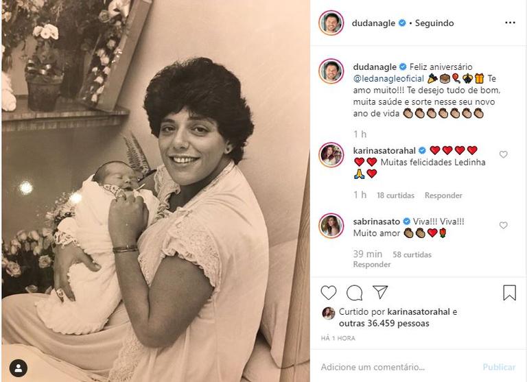 O ator aproveitou a data e compartilhou uma foto de quando ainda era bebê no colo da mãe 