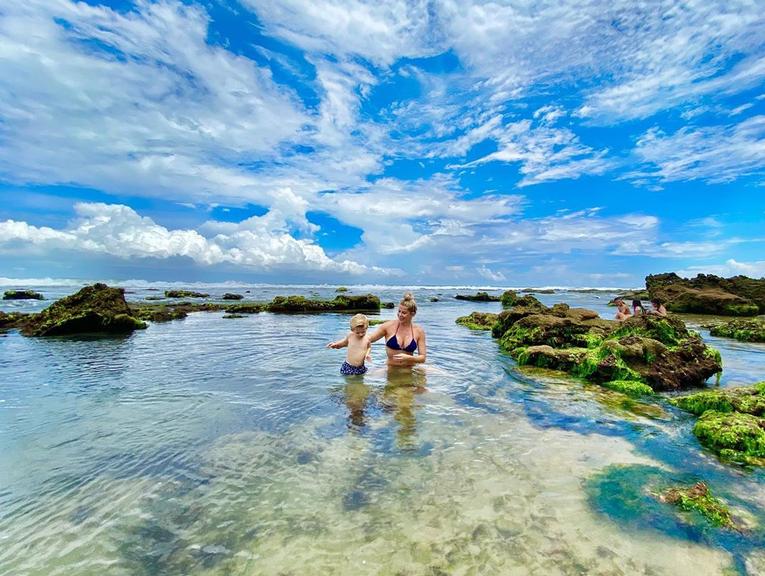 Enrico e Karina em viagem exótica ao Ceará