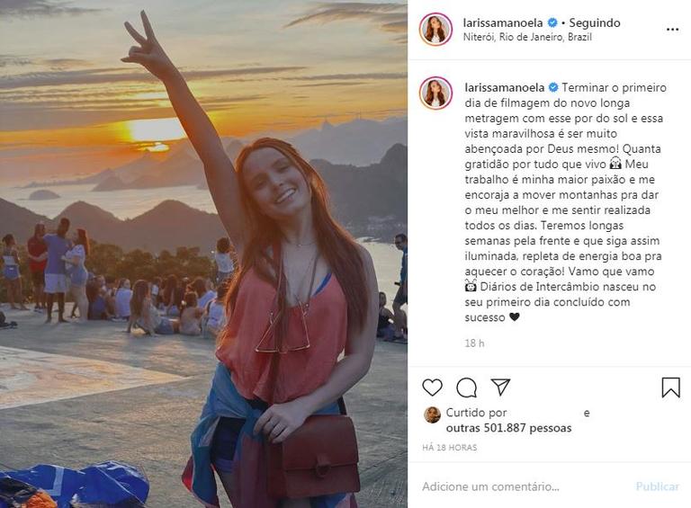 Larissa Manoela agradece pelo primeiro dia de filmagem