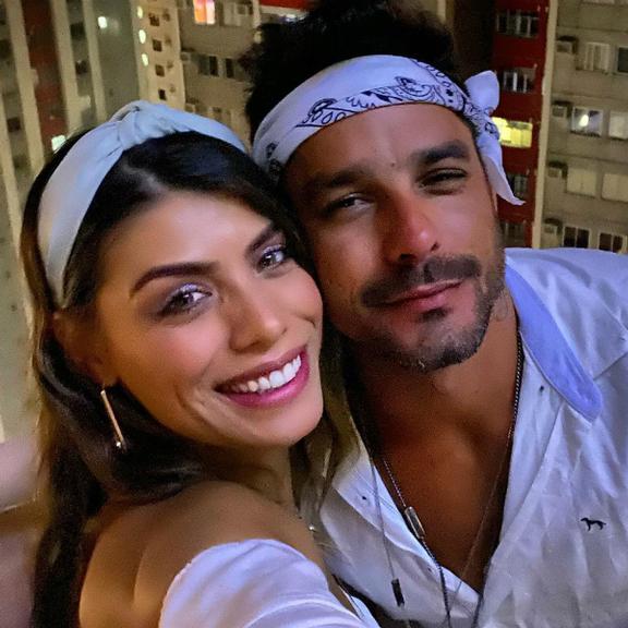 Confira os casais que ficaram na casa e permaneceram juntos após o fim do reality 