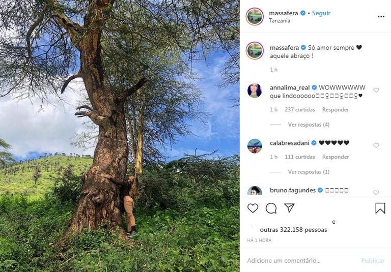 Grazi Massafera posa na natureza durante viagem à África