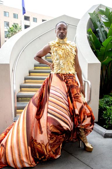 Billy Porter aparece deslumbrante no red carpet do Oscar