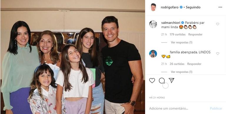 Mãe de Rodrigo Faro com a família do apresentador