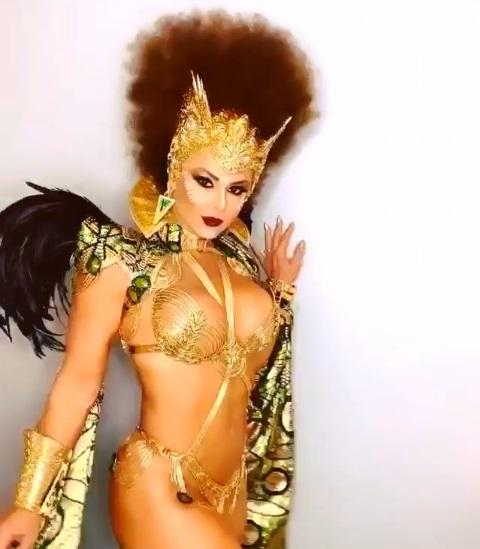 Viviane Araújo no Carnaval de 2019