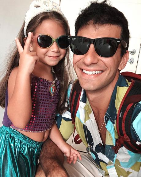 Hugo e Maria Flor prontos para o Carnaval