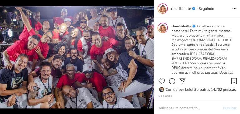 Claudia Leitte agradece sua equipe pelo sucesso do seu bloco