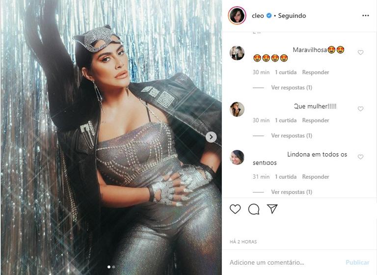 Cleo Pires de fantasia felina