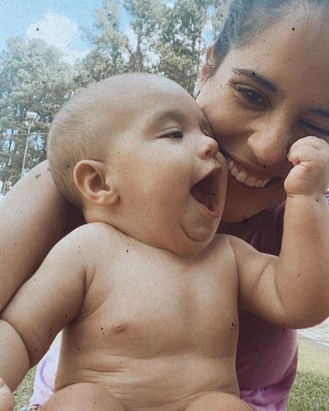 Camilla Camargo com o filho, Joaquim