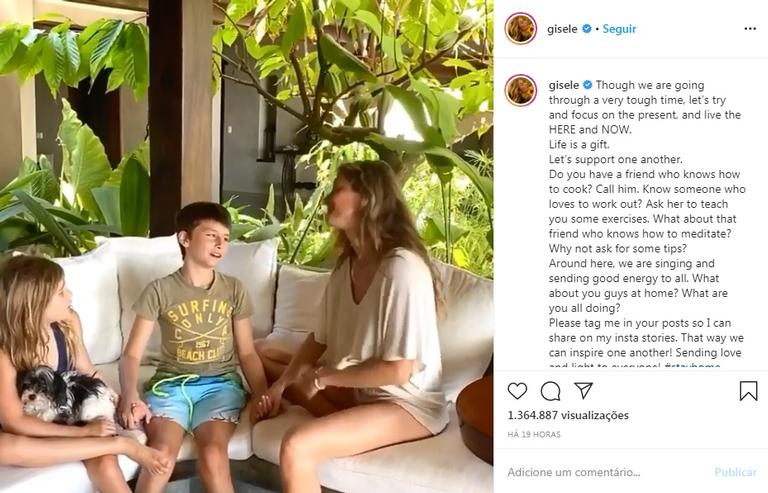  Gisele Bündchen exibe vídeo fofo cantando ao lado dos filhos