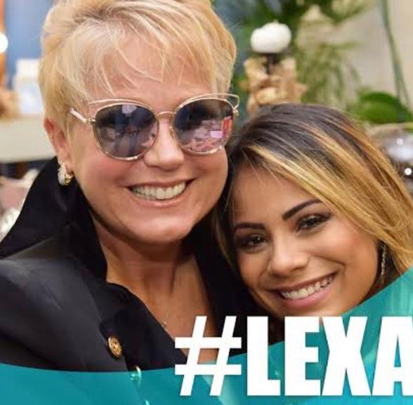 Lexa parabeniza Xuxa Meneghel