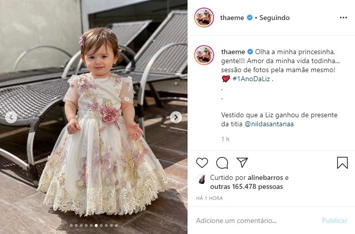 Thaeme Mariôto mostra o look de aniversário de Liz