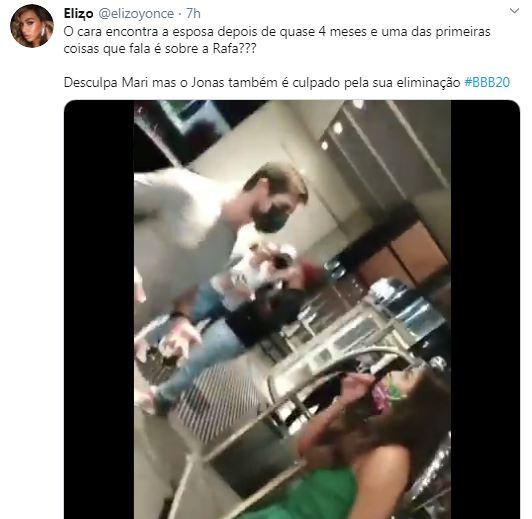 Jonas Sulzbach conta para Mari Gonzalez que Rafa Kalimann a chamou de falsa e sister fica chocada