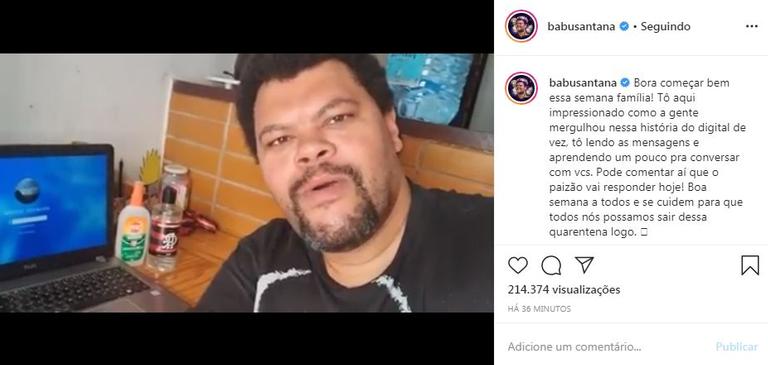 Babu Santana está aproveitando a quarentena para aprender a mexer nas redes sociais