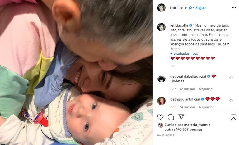 Leticia Colin comemora seu primeiro Dia das Mães