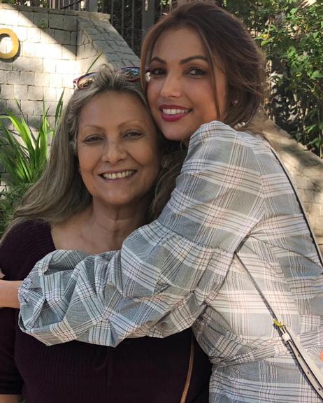 Patricia Poeta com a mãe