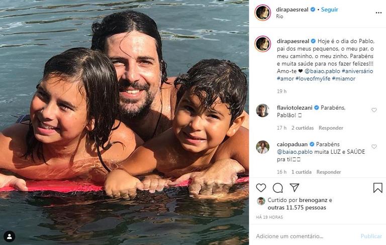 Dira Paes compartilha clique raro do marido com os filhos