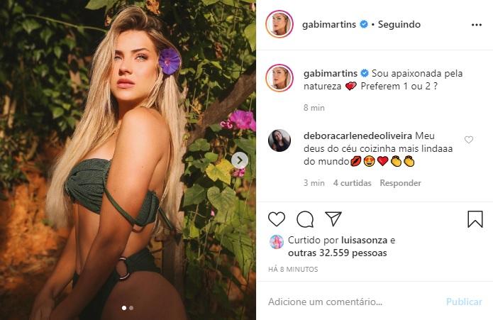 Gabi Martins arranca elogios em cliques de biquíni