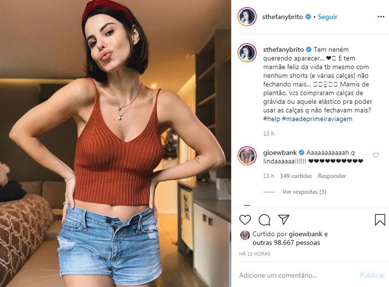 Sthefany Brito exibe a bariguinha de grávida