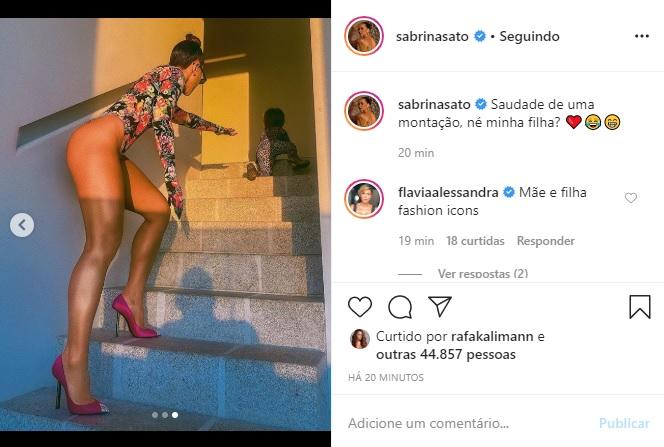 Sabrina Sato e Zoe arrancam elogios em cliques arrumadas