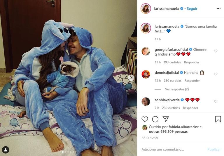 Larissa Manoela e Leo Cidade surgem fantasiados de Stitch