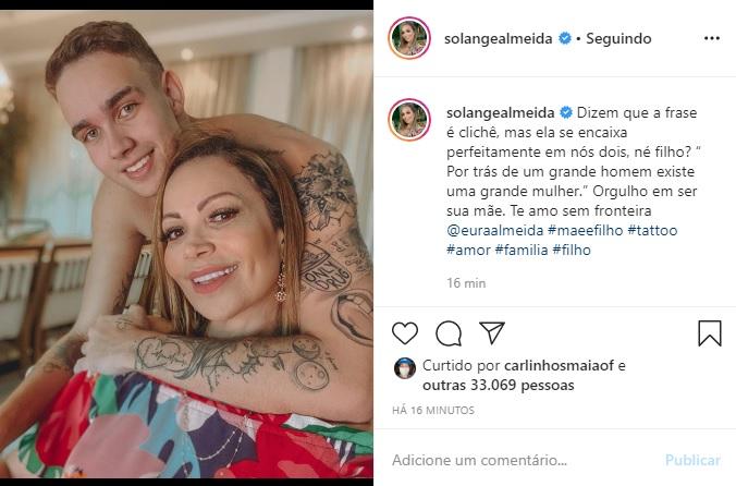 Solange Almeida posa com o filho e se declara nas redes 