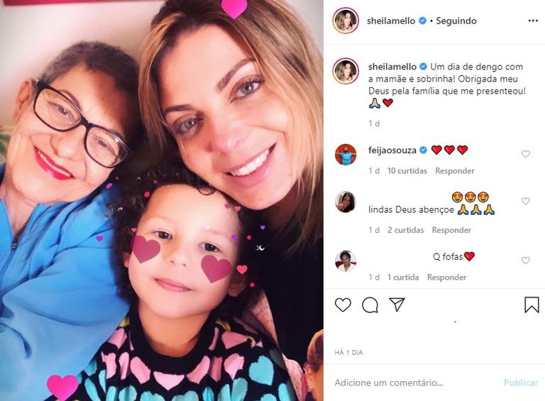 Sheila Mello com a mãe e a sobrinha