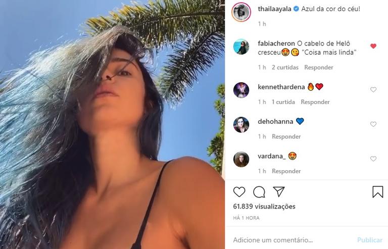 Thaila Ayala pinta o cabelo de azul durante a quarentena