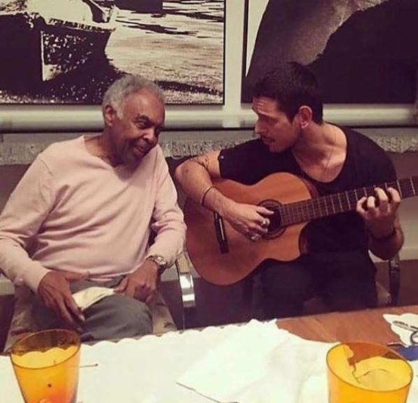 João Vicente De Castro compartilha linda declaração no aniversário de Gilberto Gil 