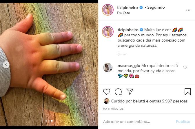 Ticiane Pinheiro posta fotos fofas de Rafaella e Manuella