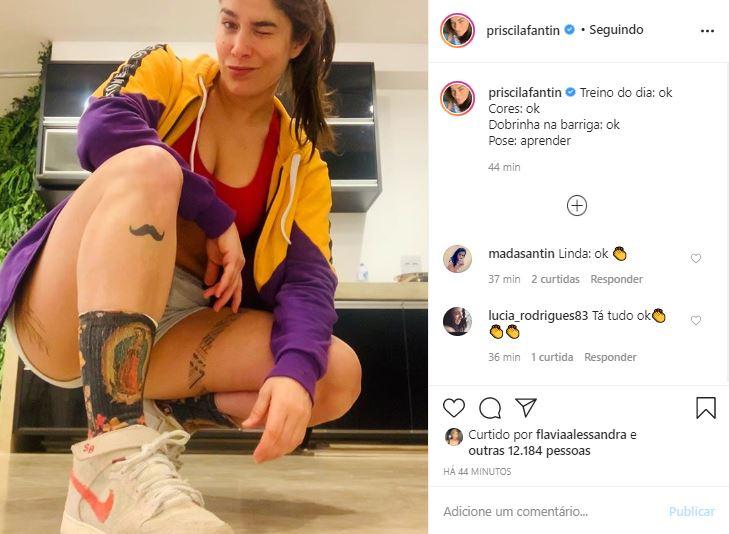 Priscila Fantin mostrou o look do dia que escolheu para fazer seus exercícios 