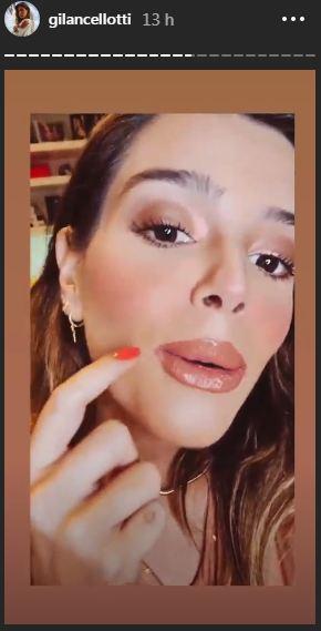 Giovanna Lancellotti se diverte ao ser questionada sobre preenchimento labial