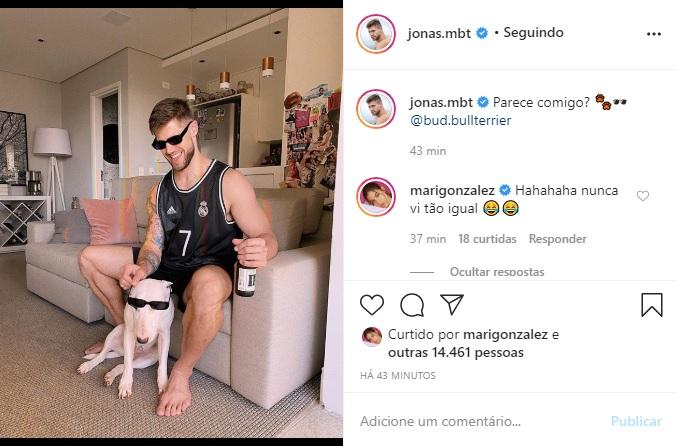 Jonas Sulzbach aparece em clique divertido com seu cachorro