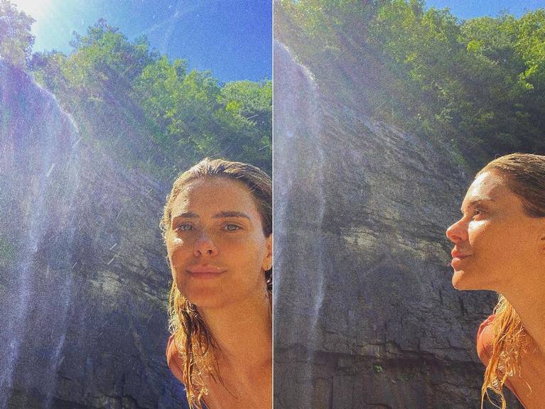 Carolina Dieckmann escreve bonita dedicatória ao compartilhar cliques durante banho de cachoeira